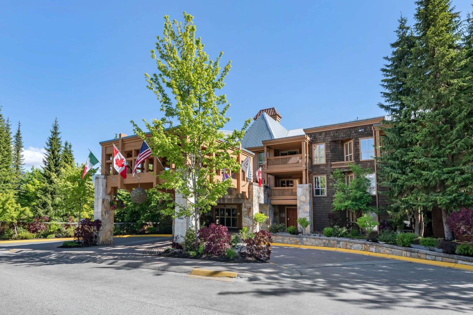 Hilton Grand Vacations Club Whistler Hotel Exterior foto